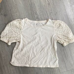 GAP kids Cream eyelet puff sleeve cotton T-shirt size M/8